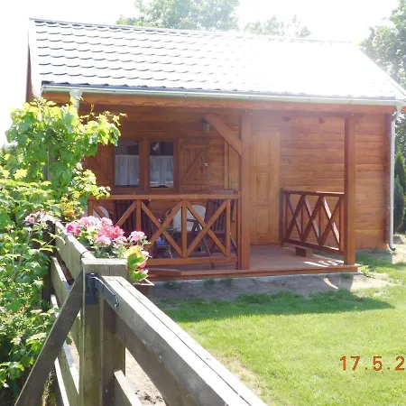 בית נופש Wooden House In Karsibor Near Baltic Beaches